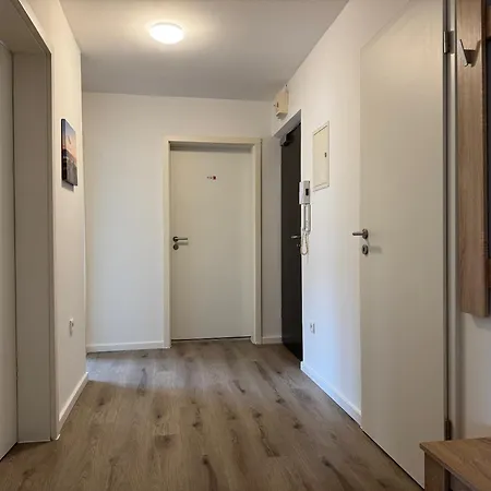 Linderhof Apartment Augsburg